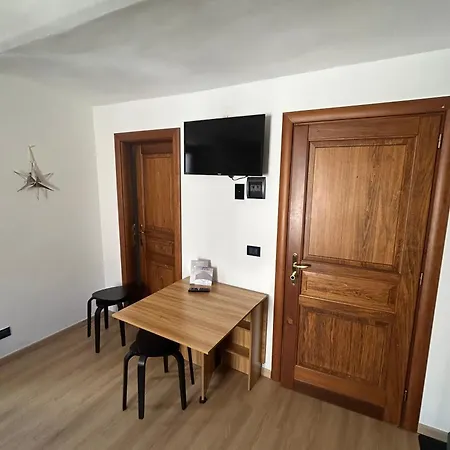 公寓 Pietrasuite Santa Brigida *