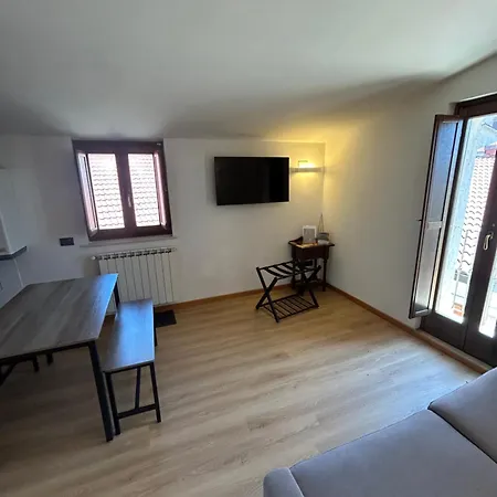公寓 Pietrasuite Santa Brigida 罗卡拉索