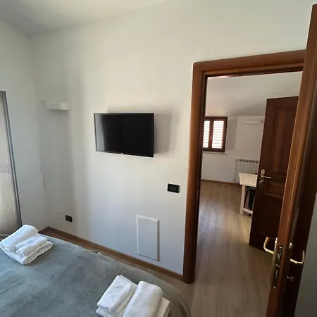 Pietrasuite Santa Brigida * 罗卡拉索