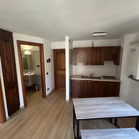 Pietrasuite Santa Brigida * 罗卡拉索